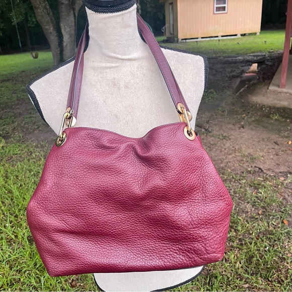 MICHAEL KORS AUTHENTIC GENUINE PEBBLED LEATHER DEEP PURPLE GOLD TONE TONE TRIM - Picture 16 of 16